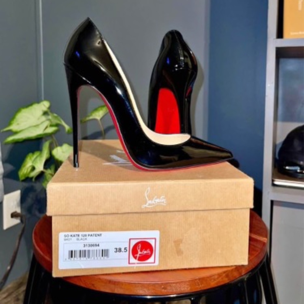 Christian Louboutin So Kate 120 Patent Stiletto Heels AUTHENTIC